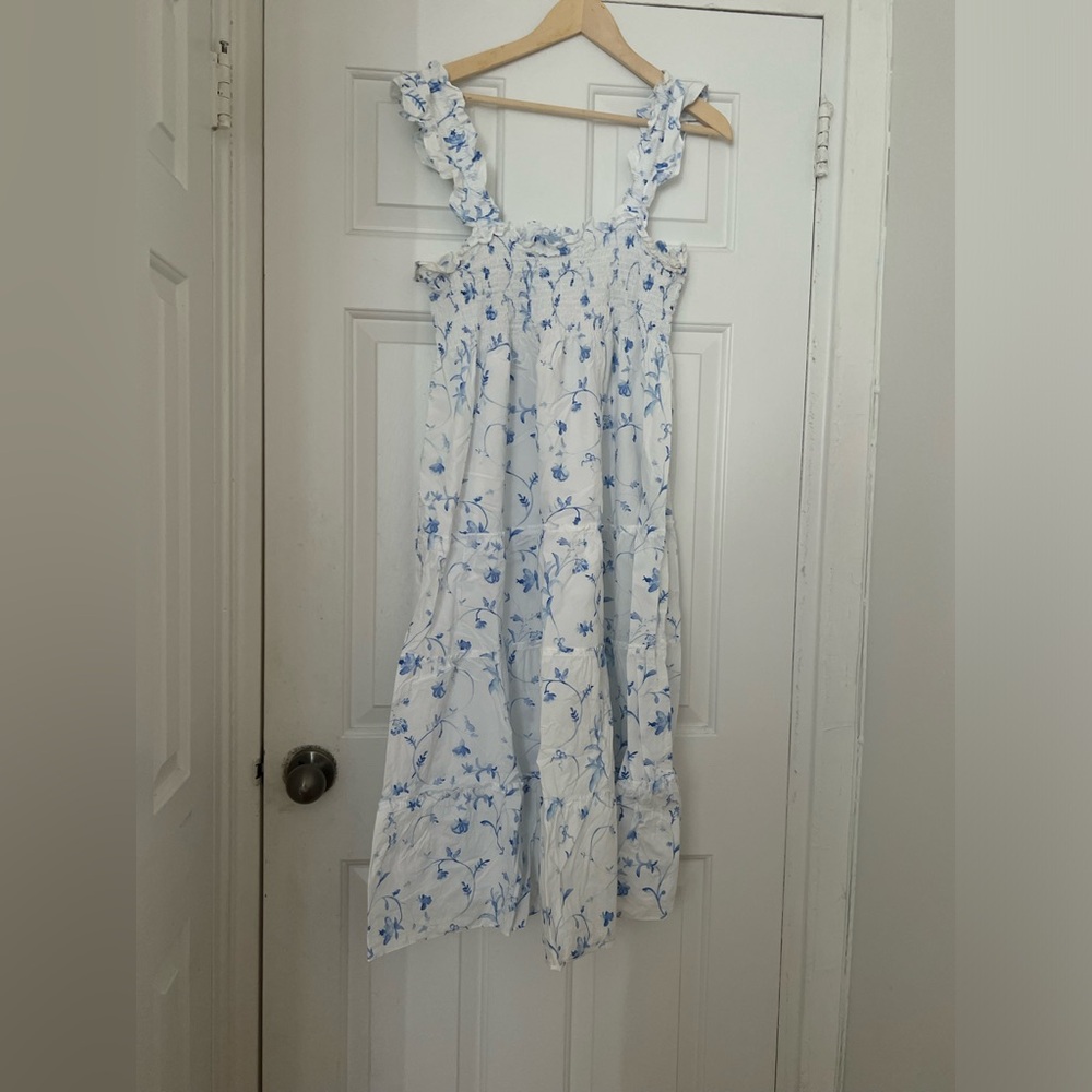 Hill House Ellie in Blue Botanical
Medium (See Description)